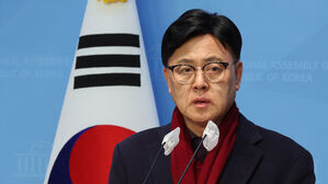 [단독] '충남 4선' 이명수, 총선 불출마&hellip;"당에 남아 백의종군"
