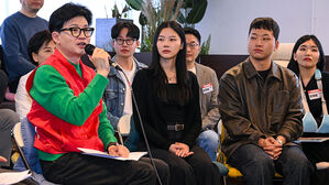 한동훈, '친윤 생존' 지적에 "제가 안 나가잖나&hellip;장제원도"