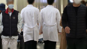 '복귀 디데이' 흔들리는 전공의&hellip;수십 명씩 복귀하는 병원 생겨