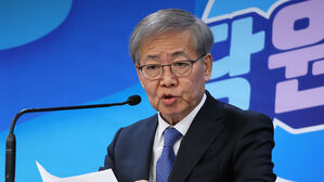 민주당, 친명 정성호&middot;김병기&middot;비명 이인영 등 단수 공천