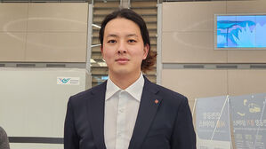 롯데 마무리 김원중 "롯데, 결코 약하다고 생각 안 해"