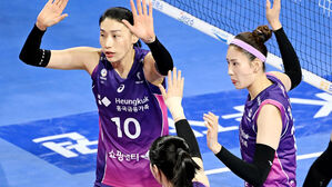 김연경 36점&hellip;흥국생명, 여자배구 선두 탈환