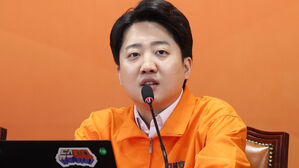 이준석 "이재명, 조국과 연대하면 지역구 득표 문제 생길 것"