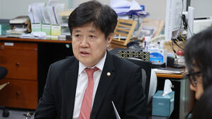 국민의힘 "이재명, 민주당 안을 윤 정부 안으로 둔갑&hellip;이재명의 연금개혁 사기"