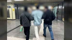[뉴스딱] '로맨스 스캠' 당해 한국으로&hellip;3억 넘게 뜯긴 외국인 남성