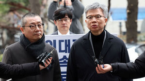 의협 비대위원장 경찰 출석&hellip;"전공의 사직, 선동&middot;사주 아냐"