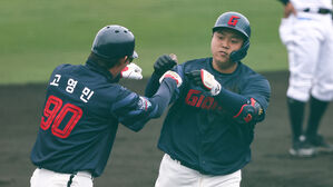 롯데 한동희, MLB 서울시리즈 명단 제외