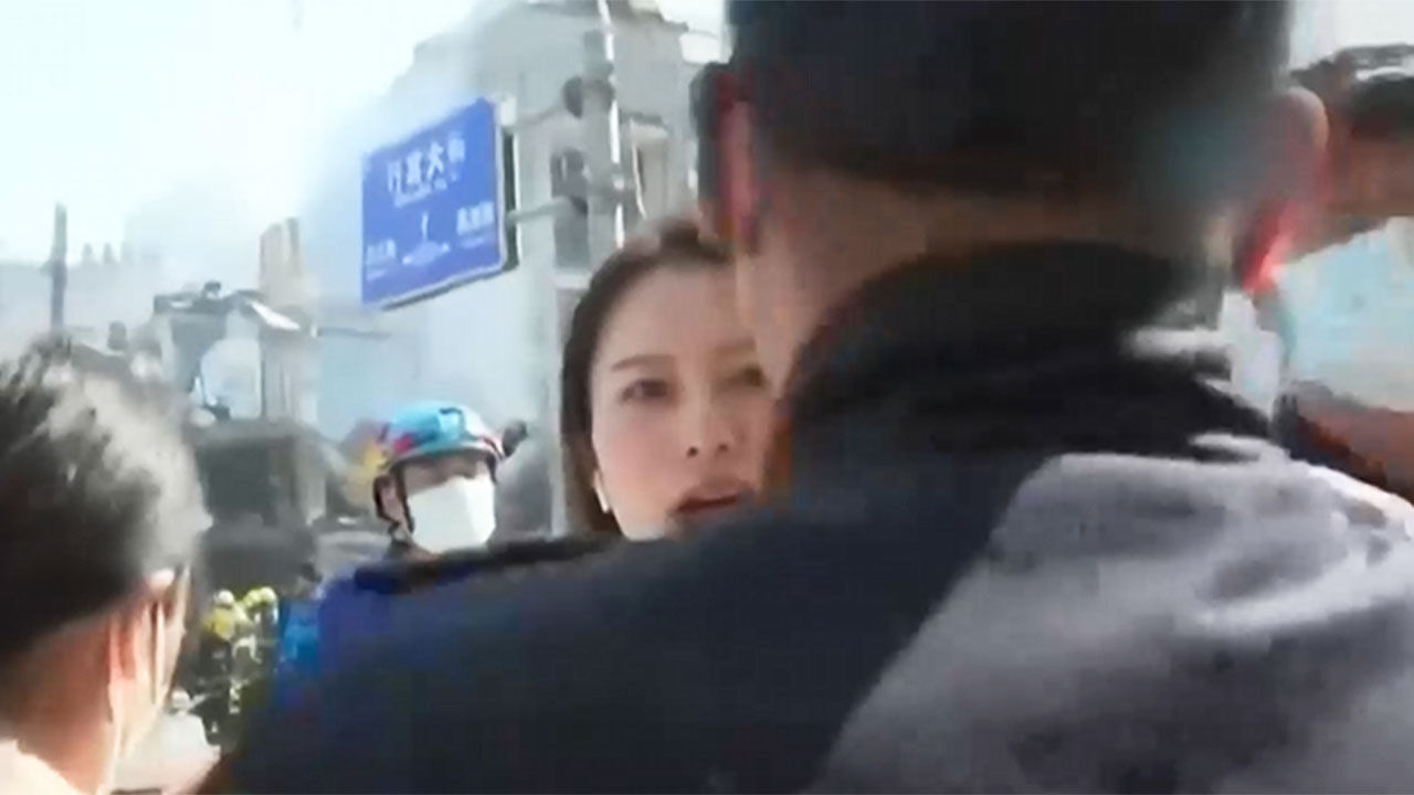 중국, 언론 취재 활동 제한하는 모습