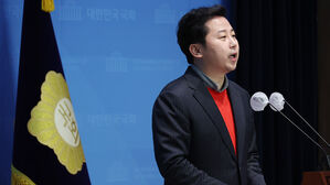 '막말 논란' 장예찬, 무소속 출마 강행&hellip;"승리해 돌아가겠다"
