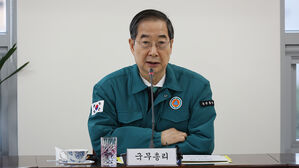 한덕수 총리, 의대 정원 관련 서울의대 찾아 '전격 회동'