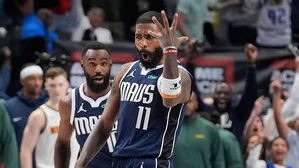 어빙, 6.5ｍ 거리서 결승 버저비터&hellip;NBA 댈러스, 덴버에 역전승