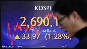 코스피, 23개월 만에 장중 2,720 돌파&hellip;코스닥은 900선 넘어
