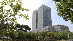 폭우로 내려앉은 대전 유등교 안전점검서 'E등급' 판정