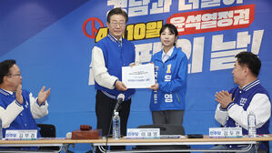 '낙동강벨트' 찾은 민주&hellip;'부울경 메가시티' 경남 민심 공략