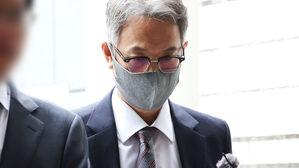 '8억대 뒷돈 의혹' 서정식 전 현대오토에버 대표 구속영장 기각