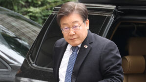 이재명, 불출석 7일 만 대장동 재판 출석&hellip;"아무런 지장 없어"