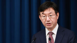 대통령실 "물가, 개별 품목 지원해 대응&hellip;금리 인하 작업 필요"