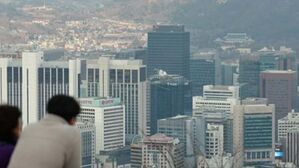 지난해 대기업 직원은 줄고 임원은 늘어