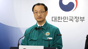 정부, 비상진료대책 연장&hellip;"의사들 합리적 통일안 제시해야"