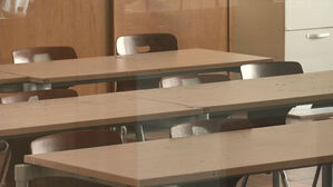 [Pick] 광복절 전날 '일제 미화' 영상 튼 중학교 교사, 결국 수업 배제