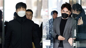 '뒷돈 혐의' KIA 장정석&middot;김종국 1심 무죄&hellip;"'부정청탁' 없어"
