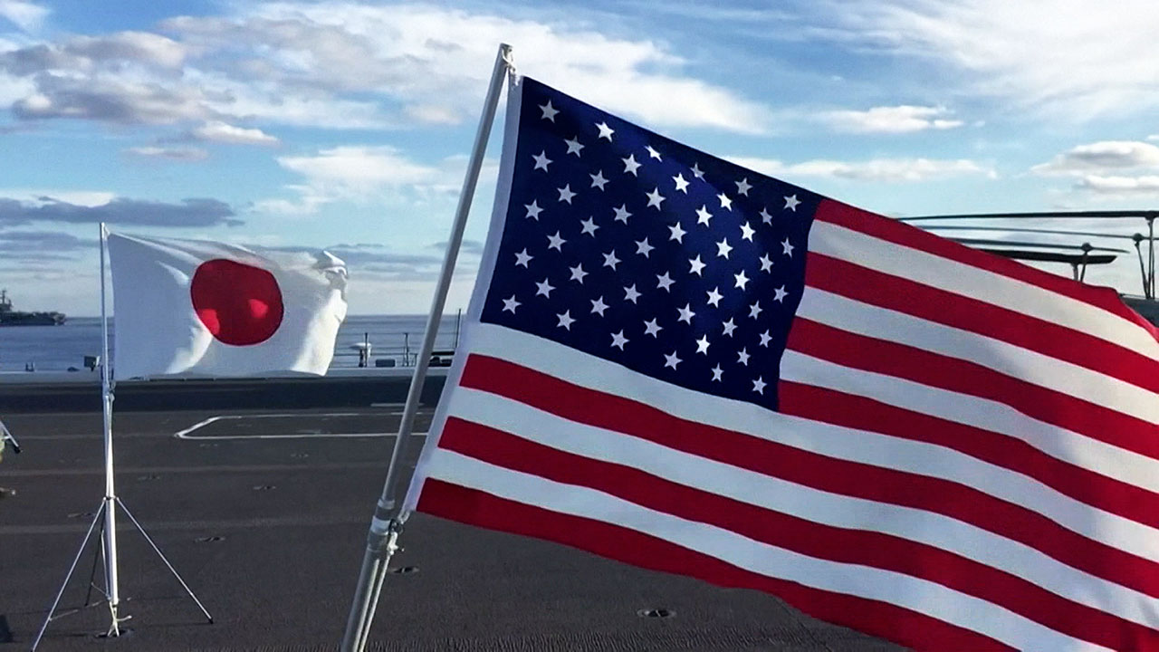 오키나와 미군 비행장 이전에 항의하던 선박 전복…2명 사망