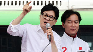 한동훈 "민주, 판세 영향 없다며 김준혁 &middot; 양문석 밀어붙여"