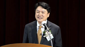 신임 한의사협회장 "전 국민이 의사 눈치&hellip;양의사 카르텔 깨야"