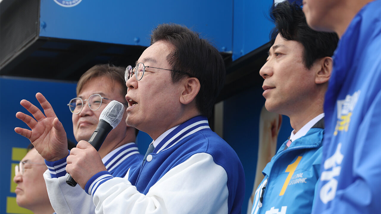 청주 지원유세 나선 이재명 대표