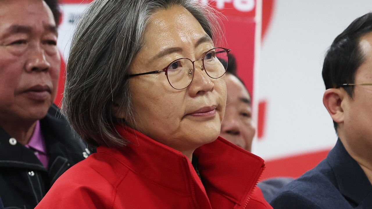 개표방송 보는 이수정 후보