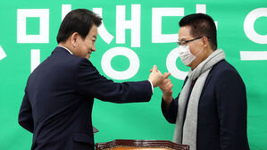 박지원 &middot; 정동영 '여의도 귀환'&hellip;올드보이 희비 교차