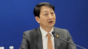 '방미' 산업장관 "한미일 산업장관회의 상반기 개최 합의"