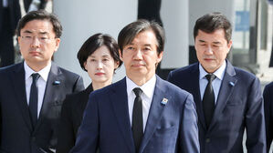 조국 "단호하게 하고 싶은 말 있다"&hellip;윤 대통령에 회동 제안