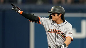 이정후, MLB 두 번째 2루타&hellip;5경기 연속 안타