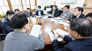 정부, 중동사태 긴급 점검&hellip;최상목 "관계기관 합동 대응반 가동"