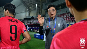 이영준 &middot; 이태석 극장골 합작&hellip;황선홍, 교체 카드로 첫 난관 돌파