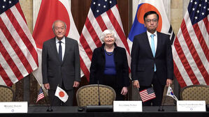 한미일 첫 재무장관회의…"달러 대비 원·엔화 가치 하락 우려"