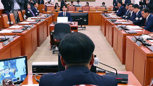 민주당, '양곡법' 본회의 직회부 단독 의결
