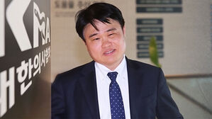 의대 정원 확정 앞두고 '강공 모드'&hellip;임현택 "전투병의 심정"