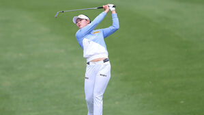 방신실, KLPGA 챔피언십 1R 공동 3위&hellip;박주영 &middot; 전예성 공동 선두