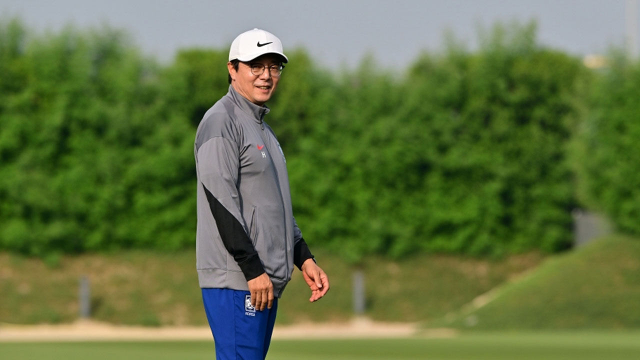 한국 축구대표팀의 황선홍 감독 (사진=대한축구협회 제공, 연합뉴스)