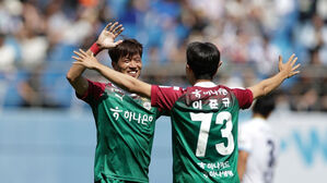 '김승대 멀티골' 대전, 꼴찌 탈출&hellip;서울 3연패