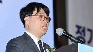 의협 차기회장 "의대 증원 백지화 안 하면 어떤 협상도 없다"