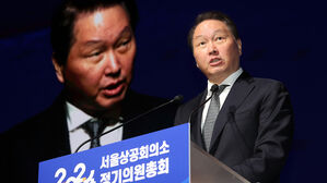 최태원, 중국 싱크탱크 찾아 경제협력 논의&hellip;한중일 민간 경협 시동
