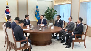 정진석 "다음엔 '두 분만 따로 만나시라' 했더니 모두 고개 끄덕"