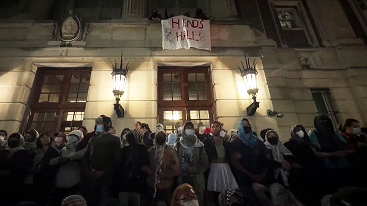 컬럼비아대 시위대 학교 건물 기습 점거