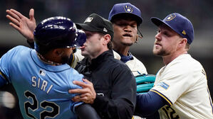 MLB 탬파베이-밀워키, 선수 간 주먹질로 벤치 클리어링