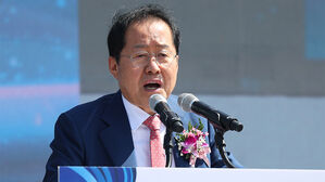 홍준표 "별 X이 다 설쳐&hellip;의사 집단 이끌 수 있나"