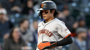 '시즌 아웃' 이정후 "MLB 뛴 한 달 반, 가장 행복한 시간"