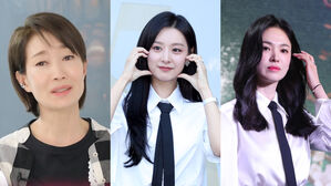 [SBS Star] "One Impressed Me with Her Looks, and..." Na Young-hee Compliments Kim Ji Won&middot;Song Hye Kyo